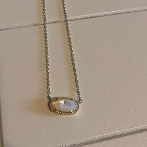 Kendra Scott necklace